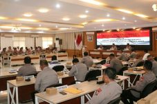 Polda Sulawesi Utara melaksanakan Gelar Pembinaan dan Operasional Triwulan II Tahun 2024, yang digelar di aula Tribrata Polda Sulut, (29/7/2024)