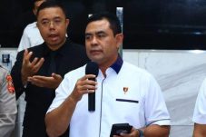 Direktur Tindak Pidana Ekonomi Khusus Bareskrim Polri, Irjen Pol. Whisnu Hermawan, mengungkapkan bahwa barang-barang ilegal tersebut disita dari berbagai lokasi (26/7/24)