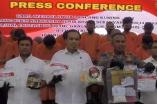 Dirreserse Narkoba Polda Riau, Kombes Pol. Manang Soebeti, S.I.K., M.Si., mengungkapkan bawa, Polda Riau dan jajaran menyita 20,3 kilogram sabu-sabu, 778 butir ekstasi, 5,1 gram ganja, dan 10 butir happy five dari jaringan internasional, (5/7/24)