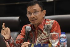 Anggota Komisi IX DPR RI Rahmad Handoyo, di gedung Parlementaria, di Jakarta, Jumat (13/9/2024)