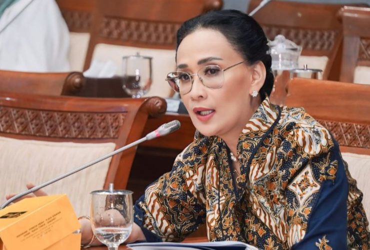 Evaluasi Penggunaan Senpi di TNI, Amelia Anggraini Tegaskan Pentingnya Penegakan Disiplin dan Transparansi